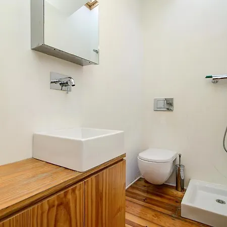 Апартаменти Wonderfull Duplex In Carmo Лісабон